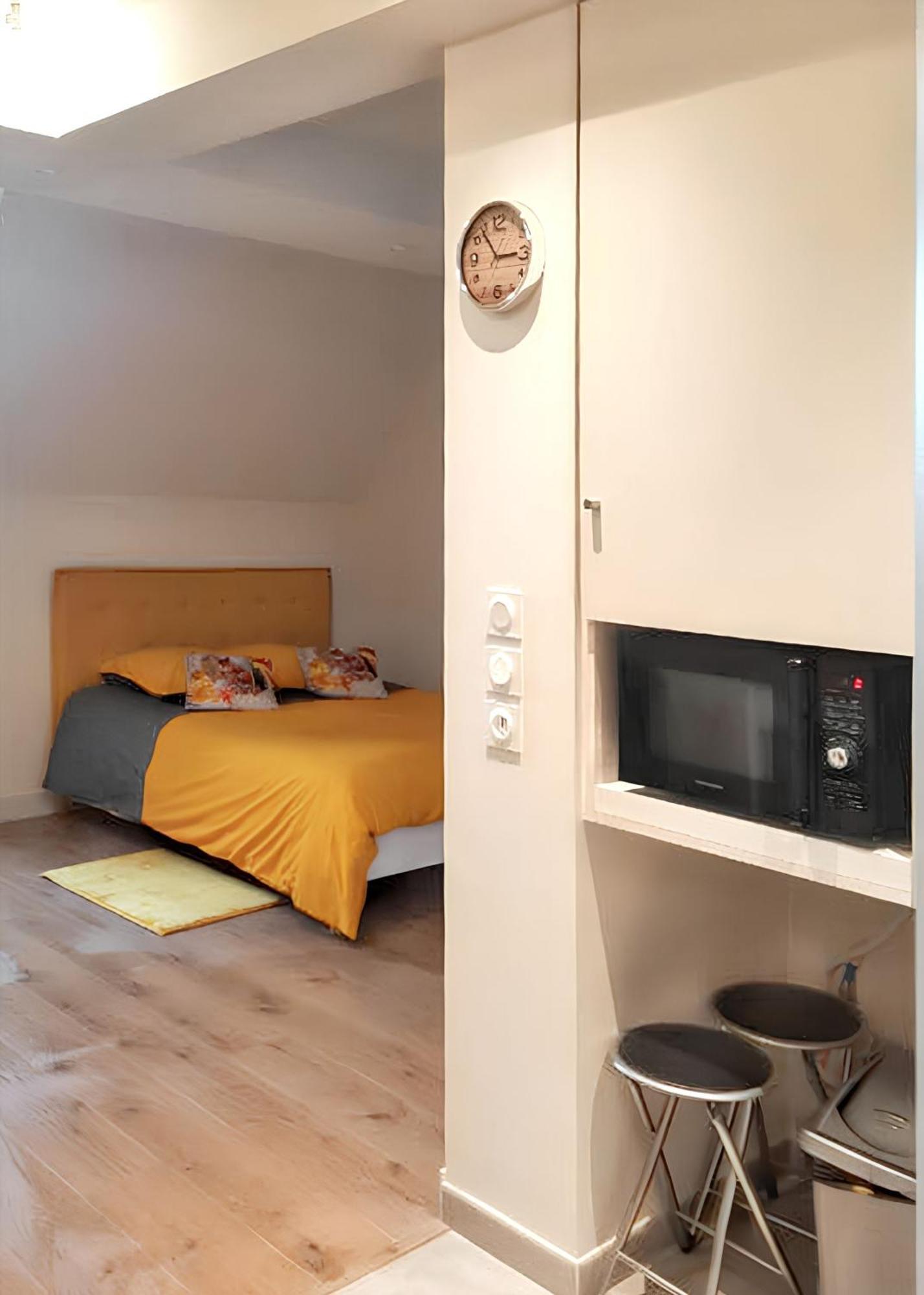 Charmant Studio A Abondant Avec Terrasse Ensoleillee 30 M² Dış mekan fotoğraf